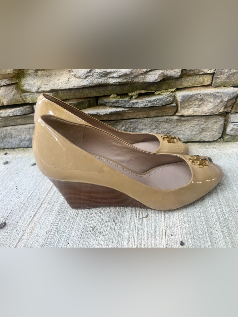 Tory Burch Glossy Nude Patent Leather Wedge Heels with Gold Logo